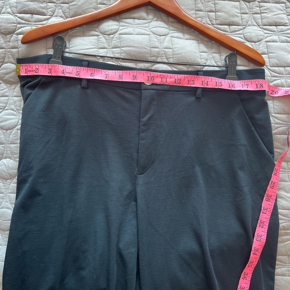 LILLY PULITZER LYNDIE KNIT PANT IN ONYX - Picture 9 of 16